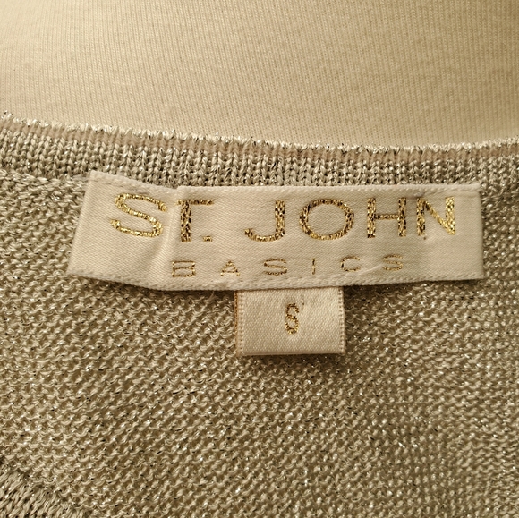 St. John Basics Shimmer Sparkle Silver Small Top - Picture 3 of 3